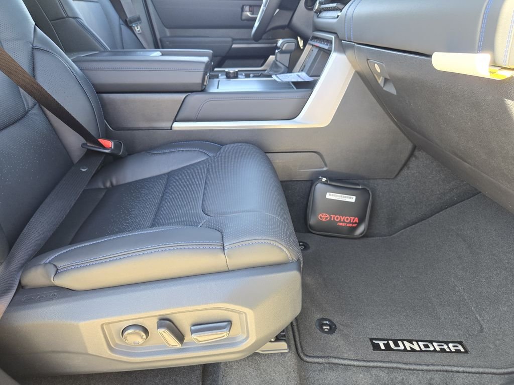 2026 Toyota Tundra Platinum - Photo 12