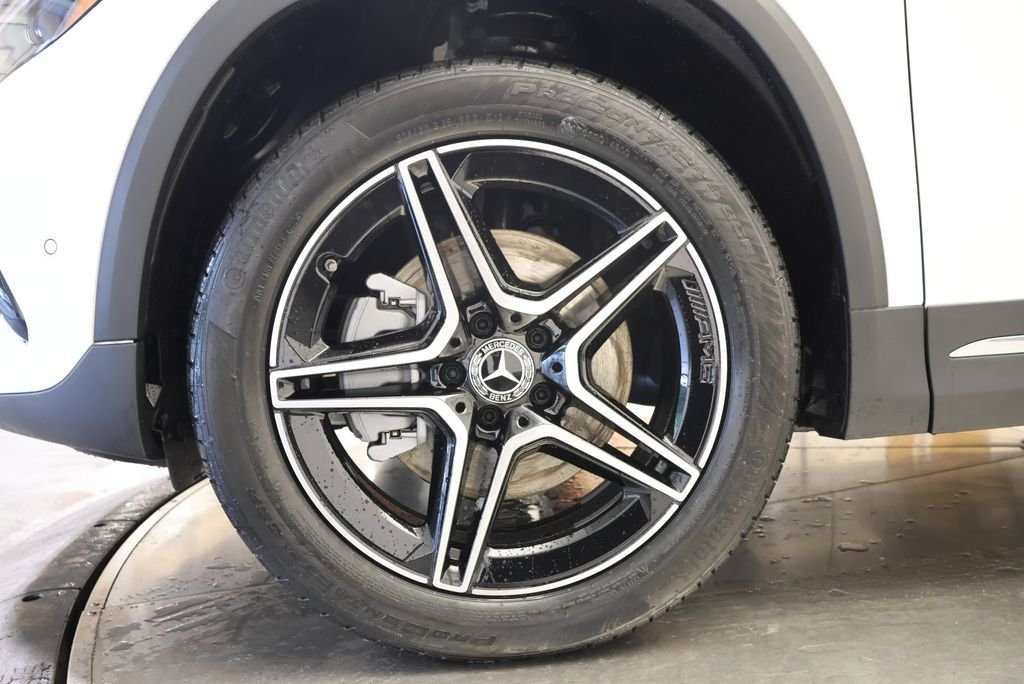New 2026 Polar White Mercedes-Benz GLA 250 image 11