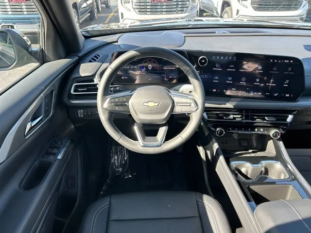 New 2026 Mosaic Black Metallic Chevrolet LT image 22