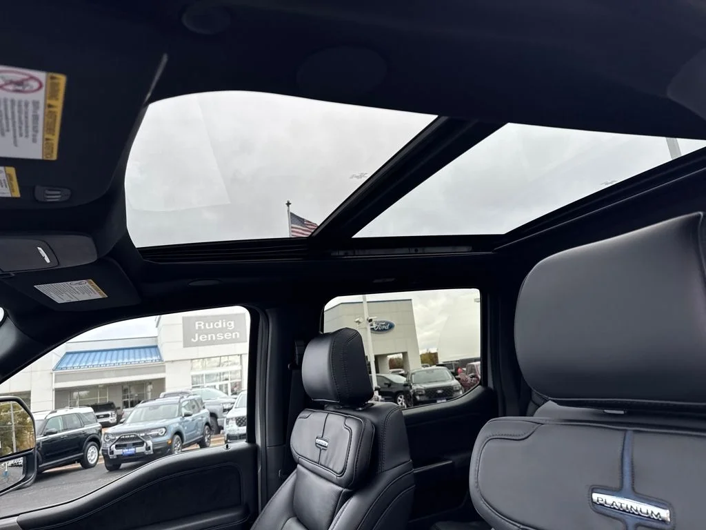 2026 Ford F-350 Super Duty Platinum - Photo 21