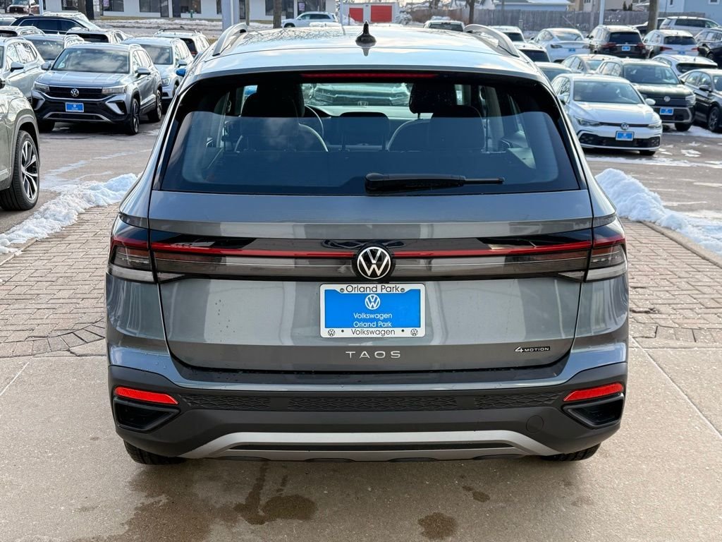 New 2026 Platinum Gray Metallic Volkswagen 1.5T S image 6