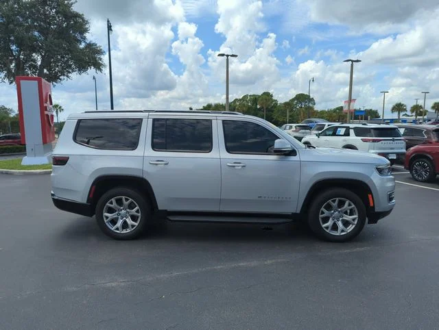 Used 2022 Silver Jeep Series II image 3