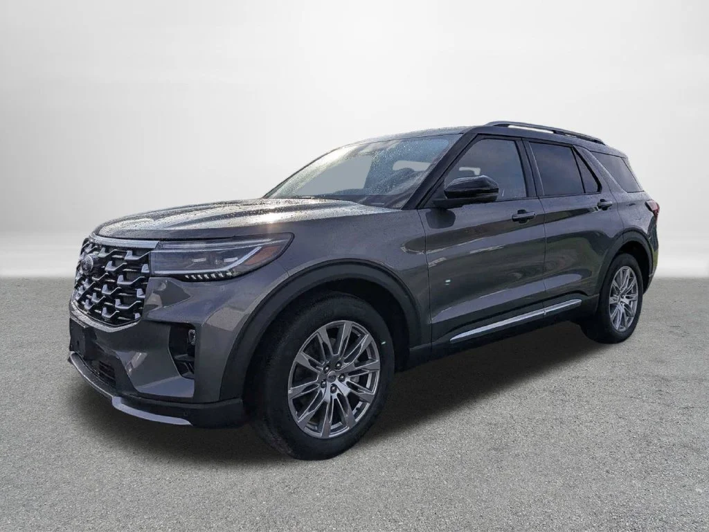 New 2026 Carbonized Gray Metallic Ford Platinum™ image 6