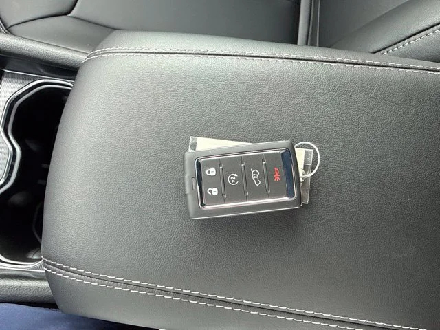 New 2027 Gray Jeep Limited image 26