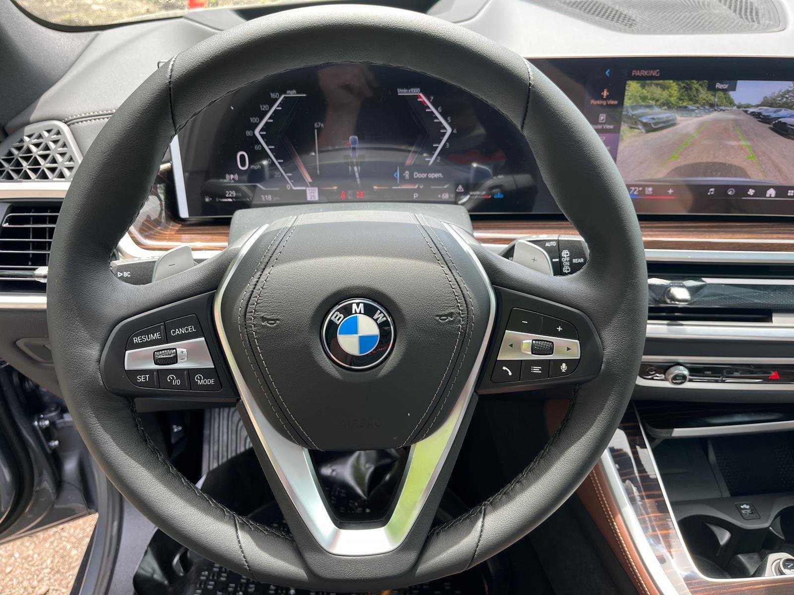 New 2026 Skyscraper Grey Metallic BMW xDrive40i image 11