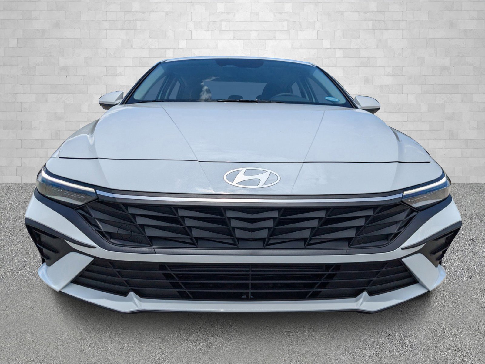 New 2026 Serenity White Hyundai SE image 6