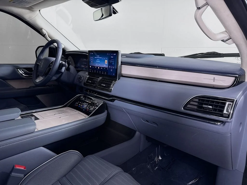 Used 2023 Blue Lincoln Black Label image 32