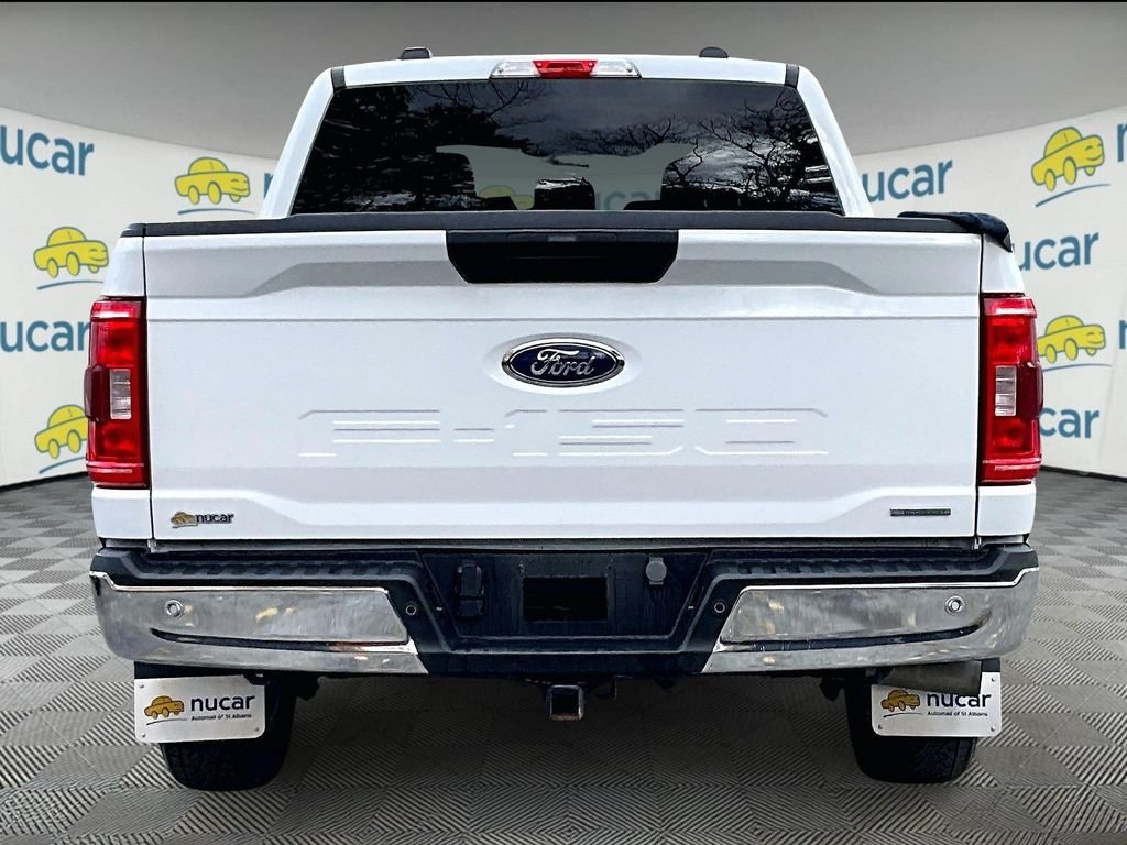 Used 2023 Oxford White Ford XLT image 4