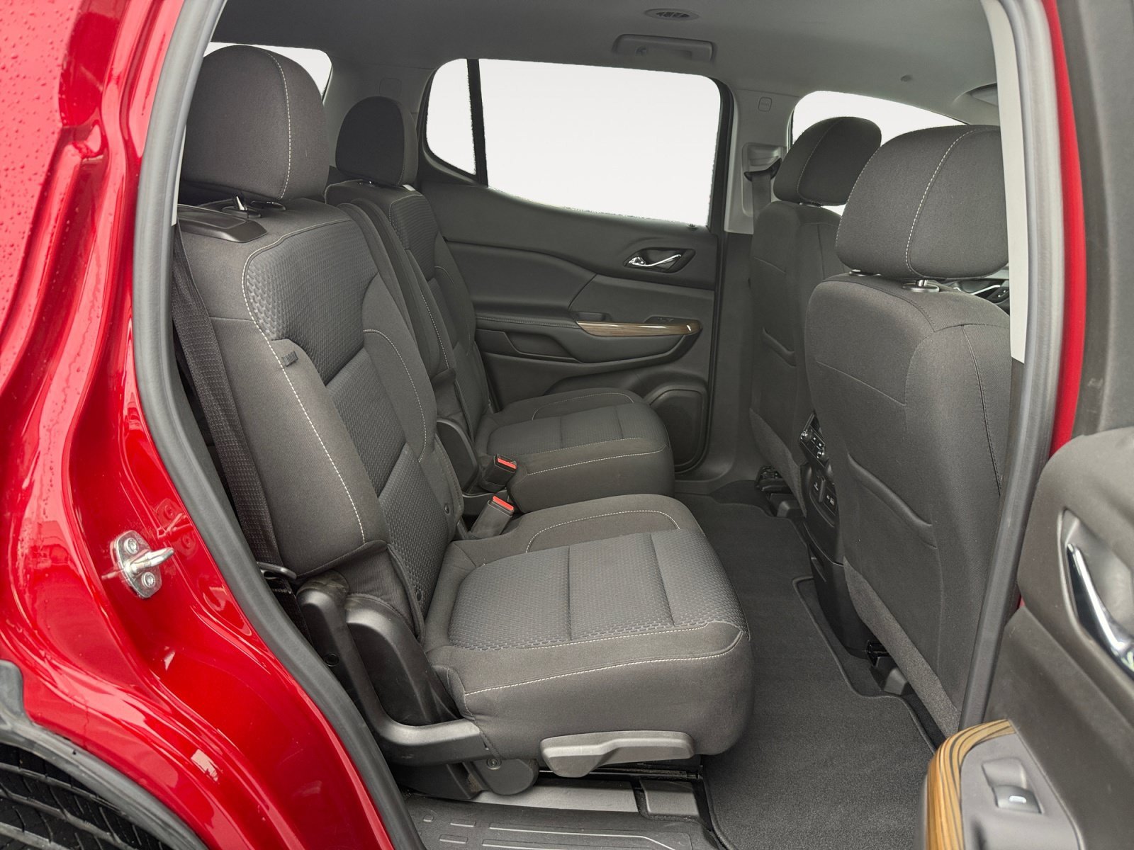 Used 2022 Cayenne Red Tintcoat GMC  image 18