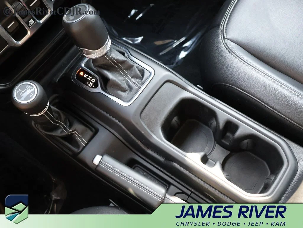 Used 2023 Gray Jeep Sahara 4xe image 37
