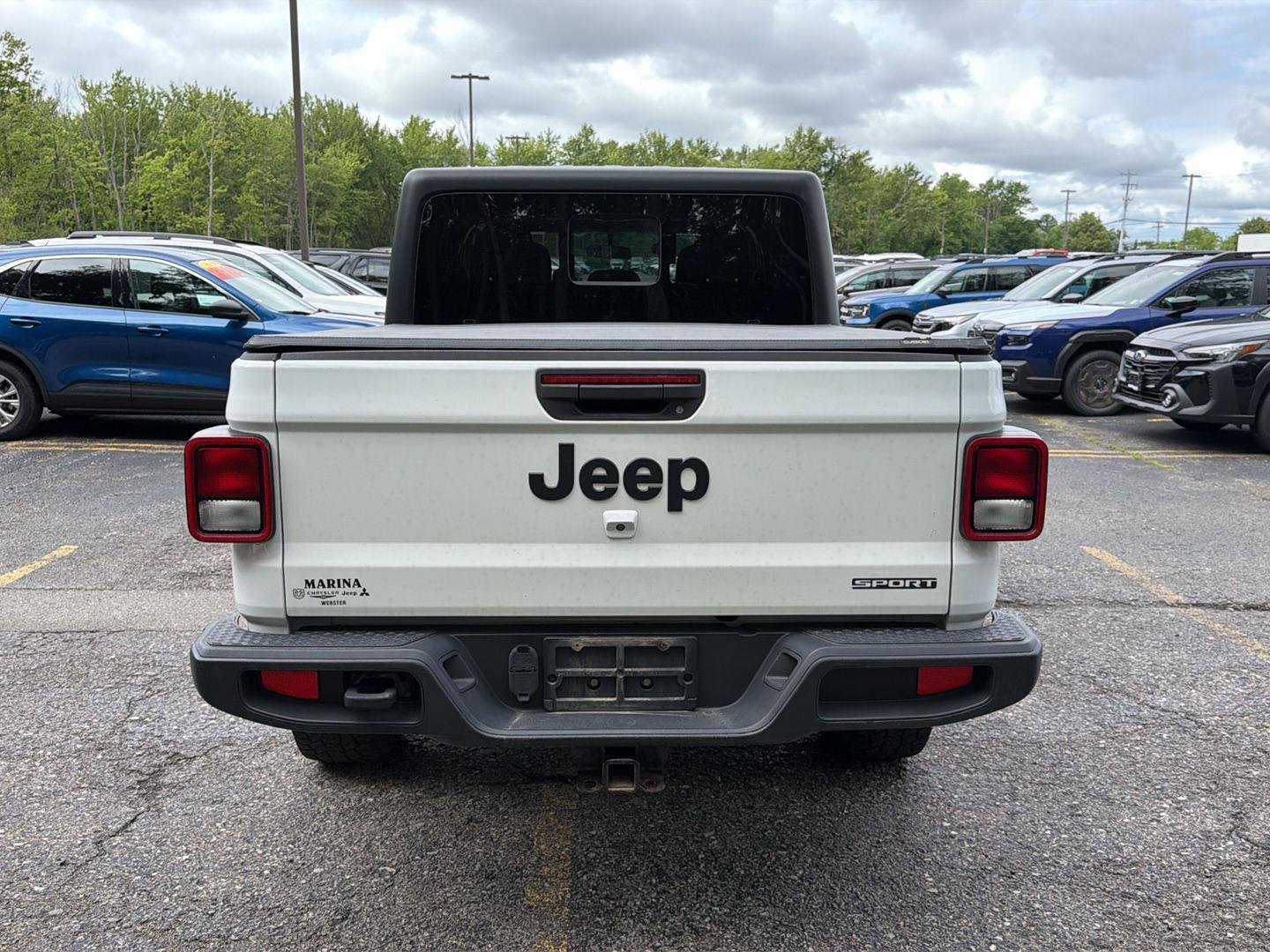 Used 2020 Bright White Clearcoat Jeep Sport S image 9
