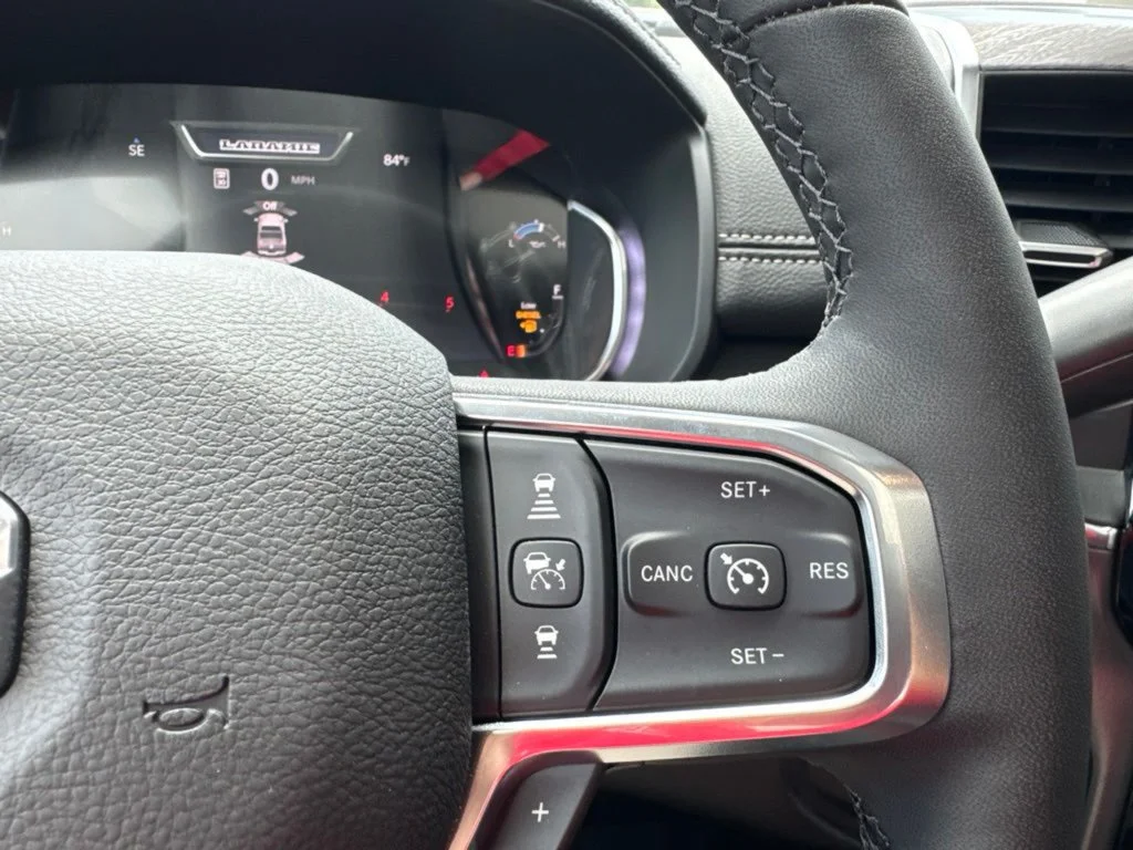 New 2026 Diamond Black Crystal Pearl-Coat Exterior Paint RAM Laramie image 19