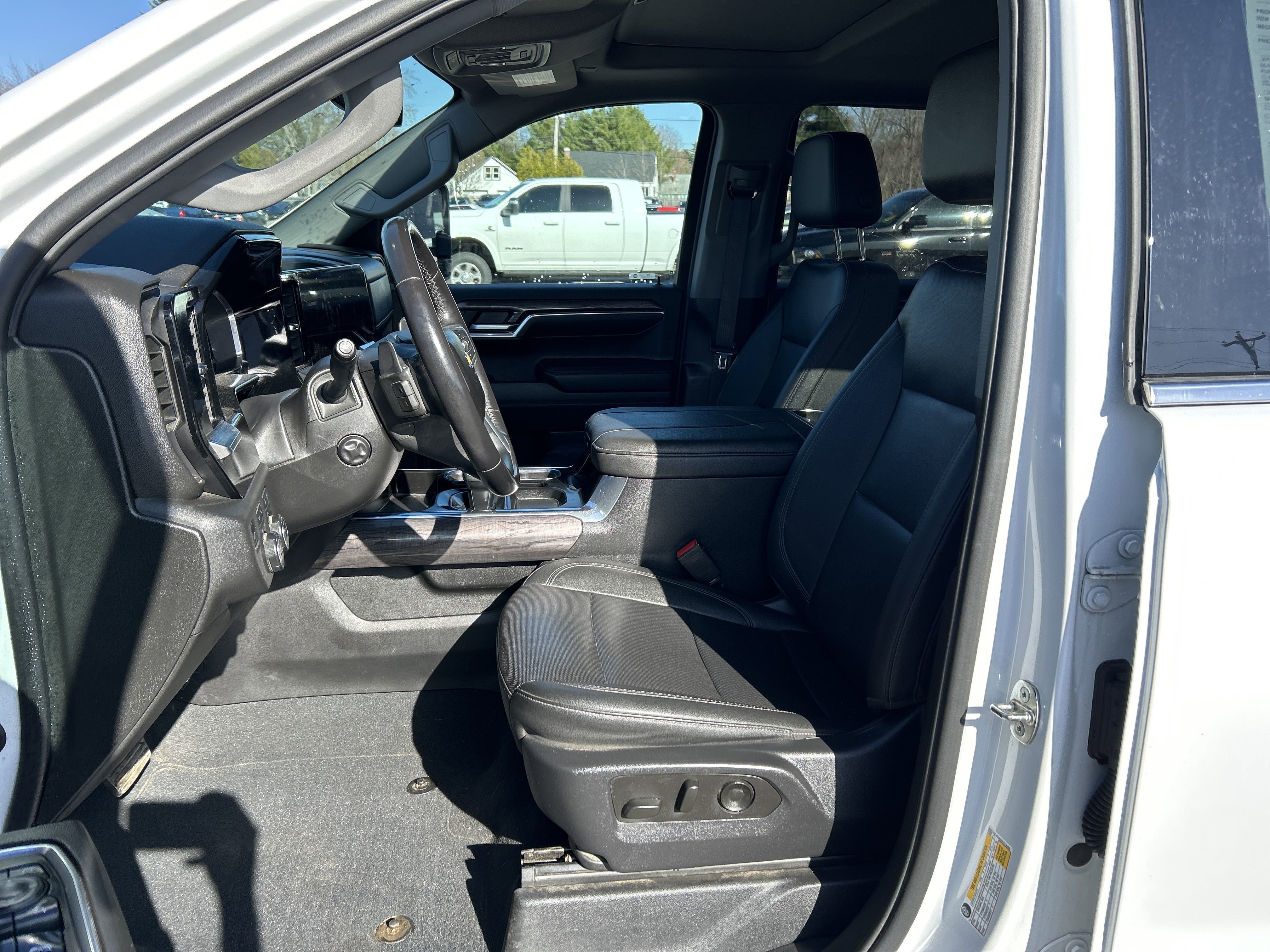 2023 Chevrolet Silverado 1500 LTZ - Photo 9