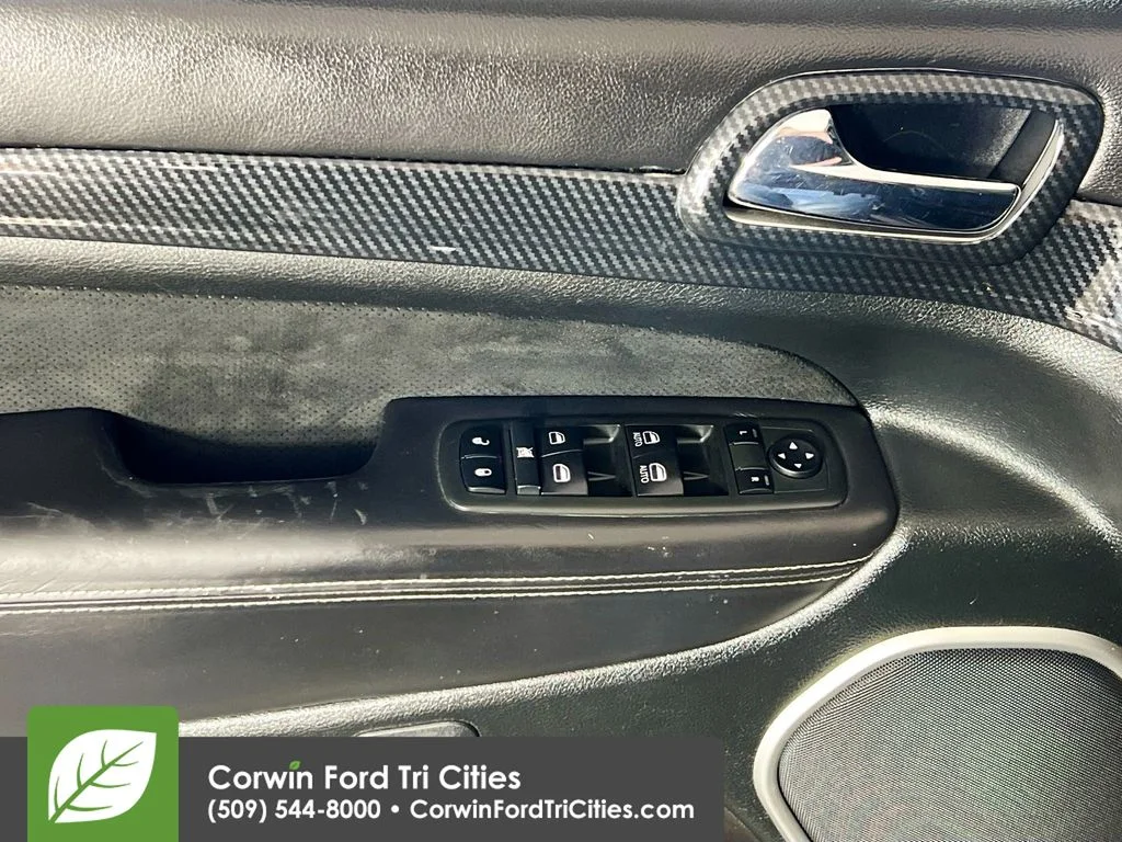 Used 2014 Brilliant Black Crystal Pearlcoat Jeep SRT image 12