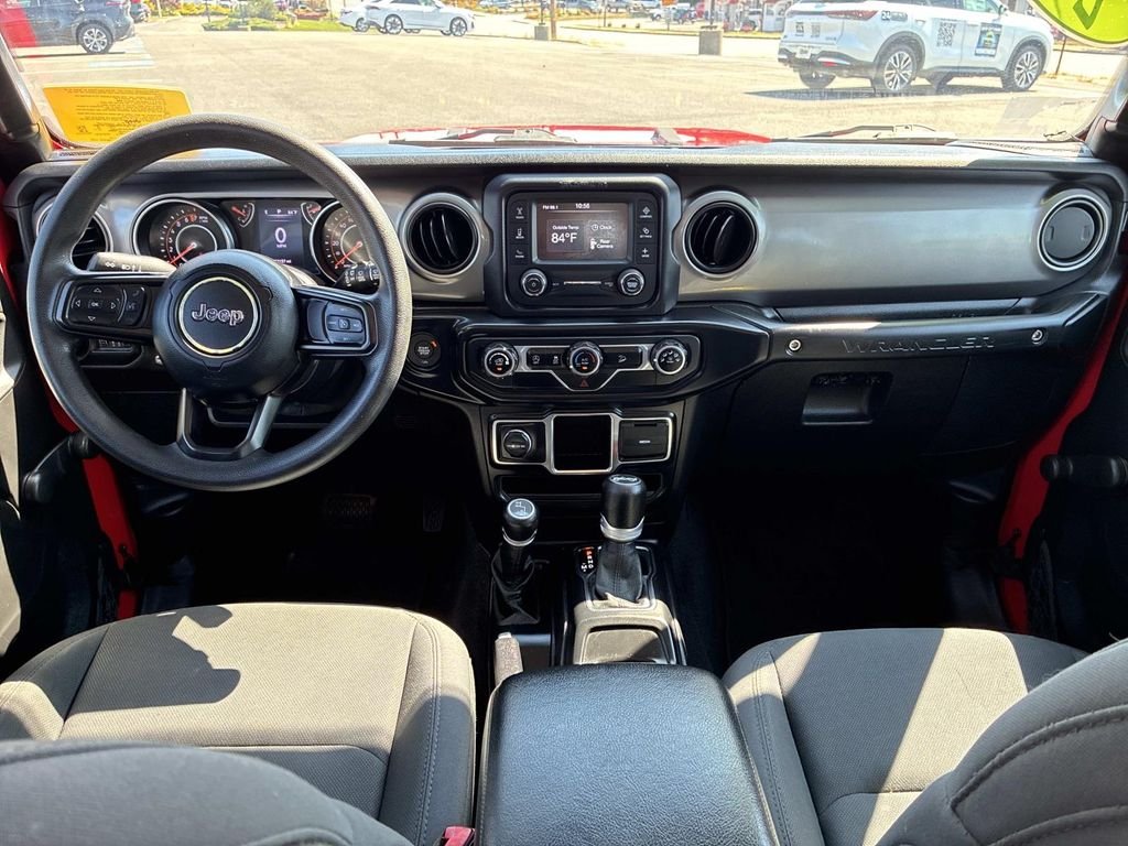 Used 2019 Red Jeep Unlimited Sport image 17