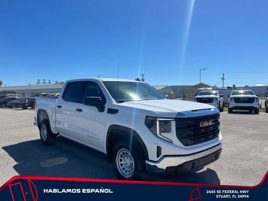 New 2026 Summit White GMC Pro image 2