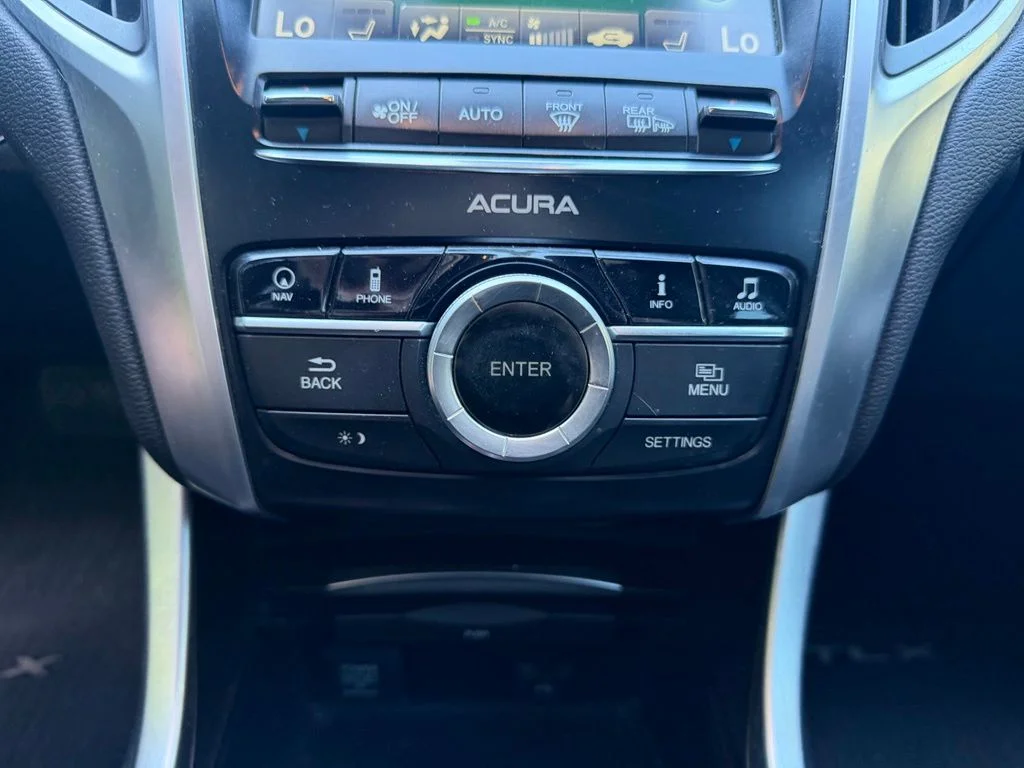 Used 2015  Acura V6 Tech image 23