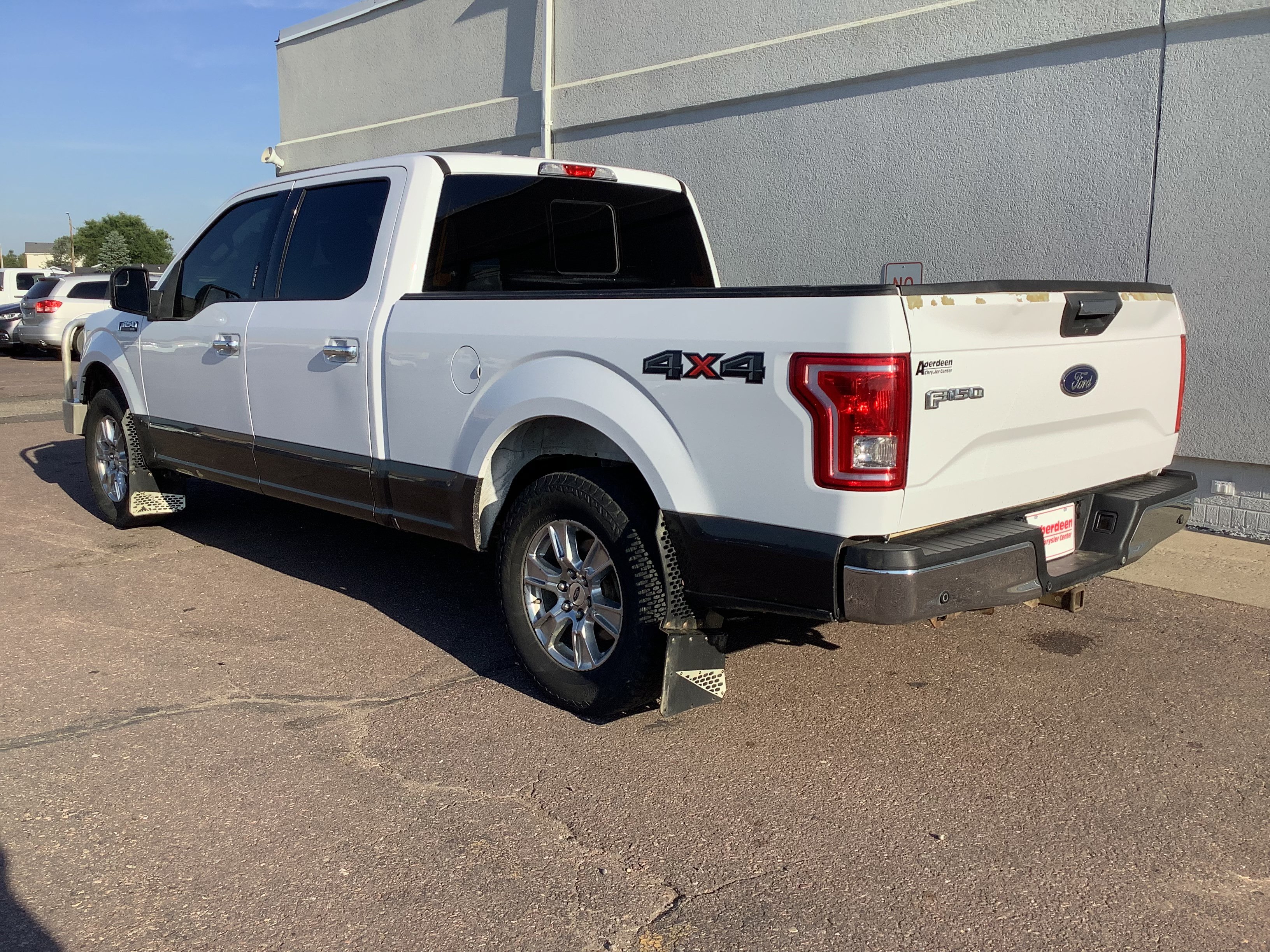 Used 2017 White Ford XLT image 6