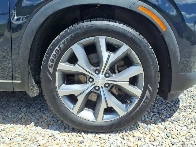 Used 2021 White Hyundai SEL image 38