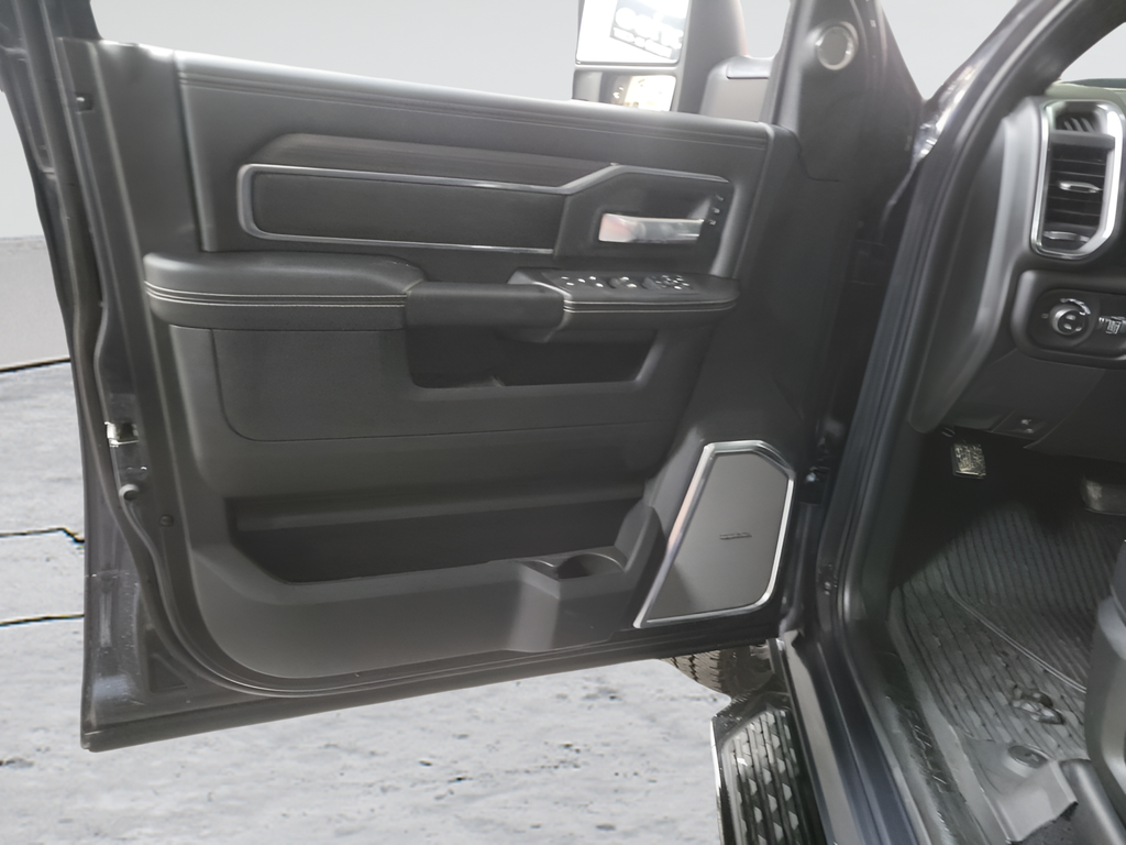 New 2026 Forged Blue Metallic Exterior Paint RAM Laramie image 10