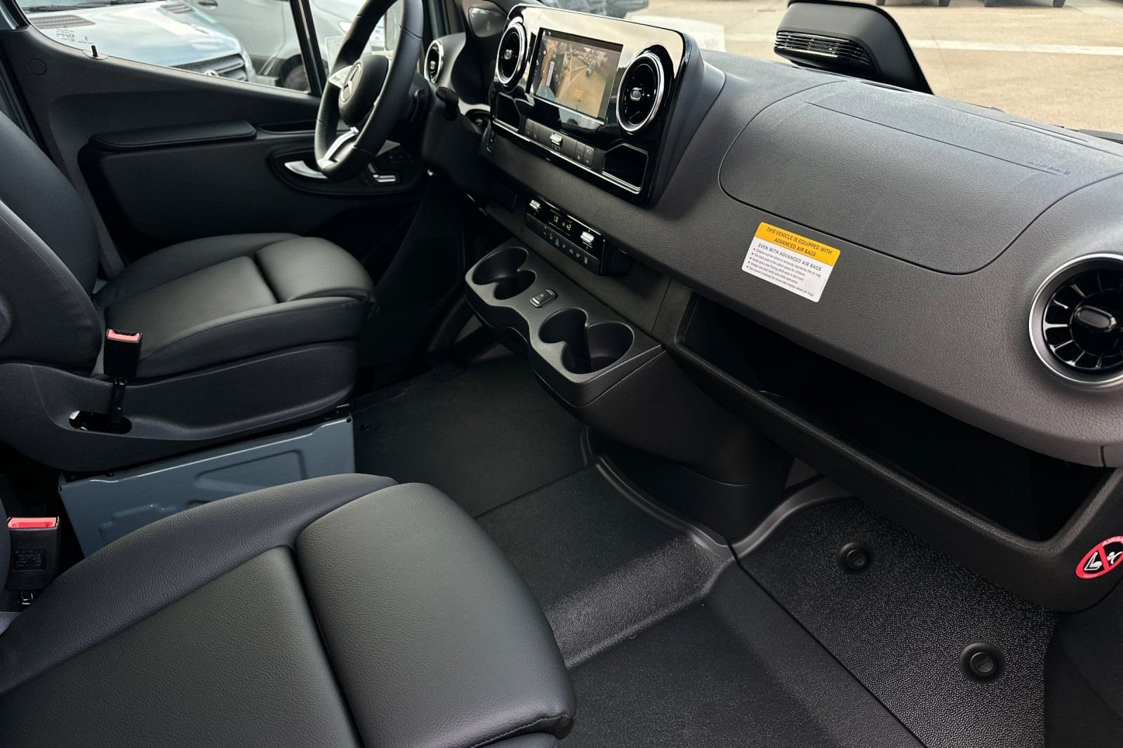2026 Mercedes-Benz Sprinter Crew Van Base - Photo 13