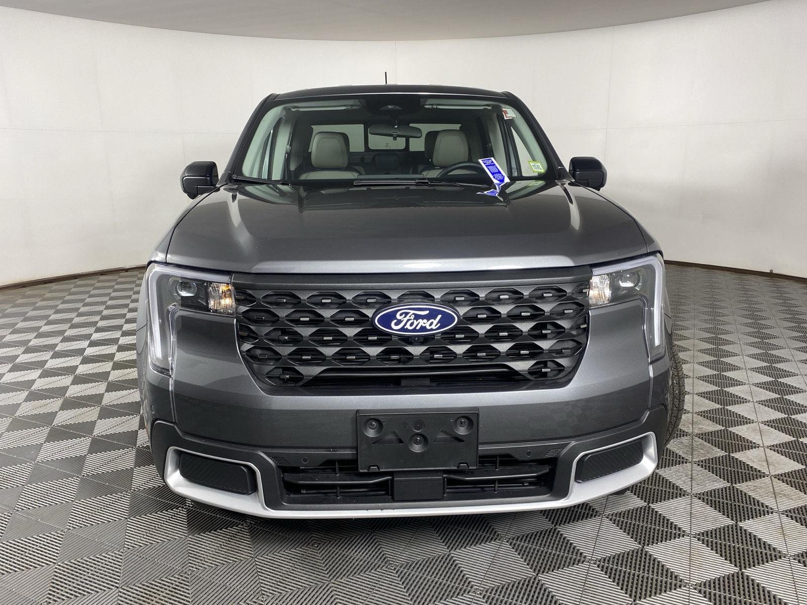 Used 2025 Carbonized Gray Metallic Ford  image 12