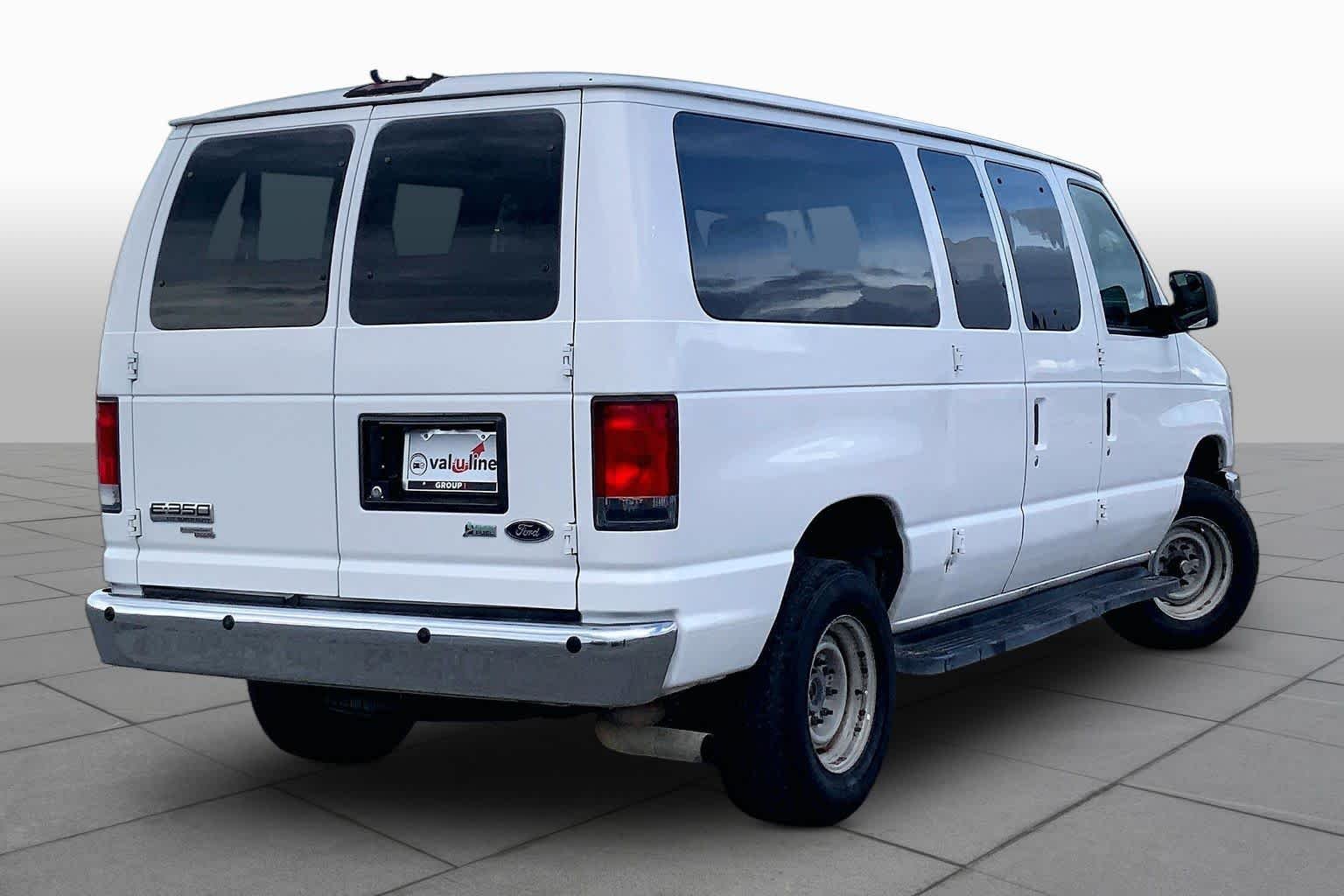 Used 2014 Oxford White Ford XLT image 13