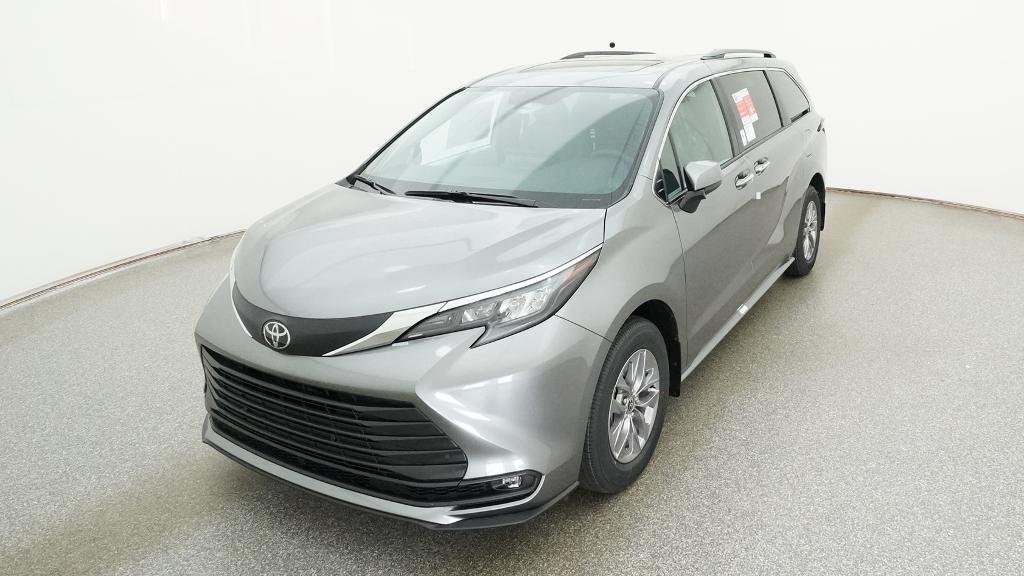 New 2026 Heavy Metal Toyota XLE image 20