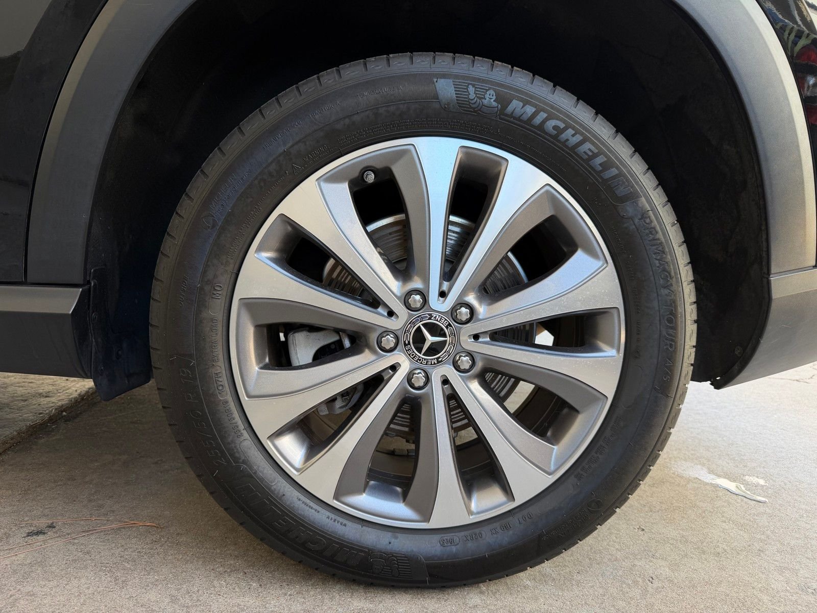 Certified Used 2023 Black Mercedes-Benz GLE 350 image 24