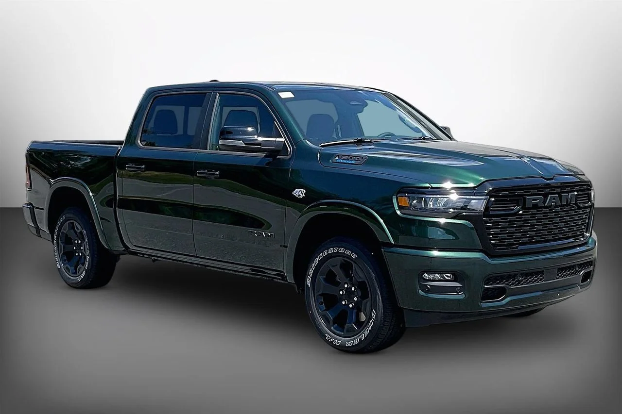 New 2026 Serrano Green Metallic RAM Big Horn/Lone Star image 2