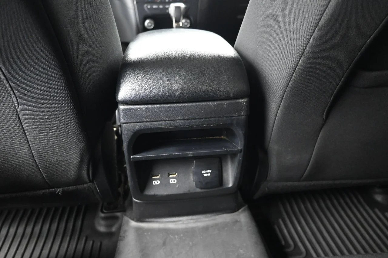 Used 2019 Lightning Blue Metallic Ford XLT image 23