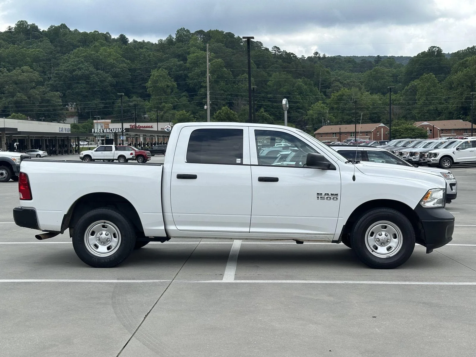 2017 RAM Ram 1500 Pickup Tradesman - Photo 8