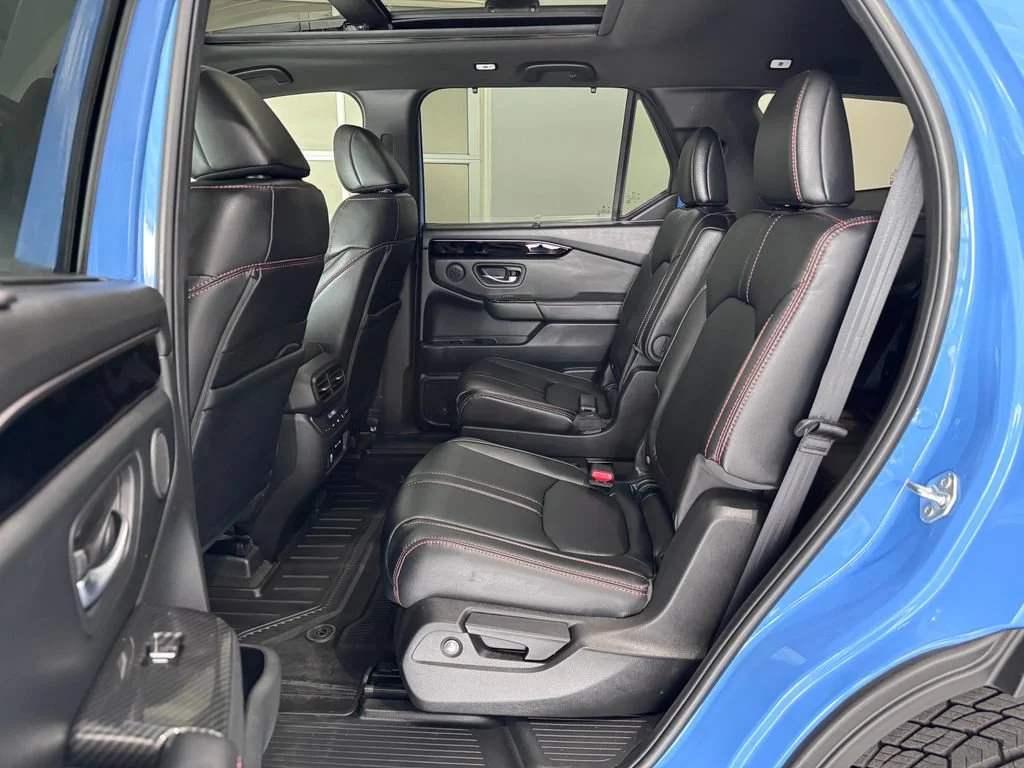 2025 Honda Pilot TrailSport - Photo 9