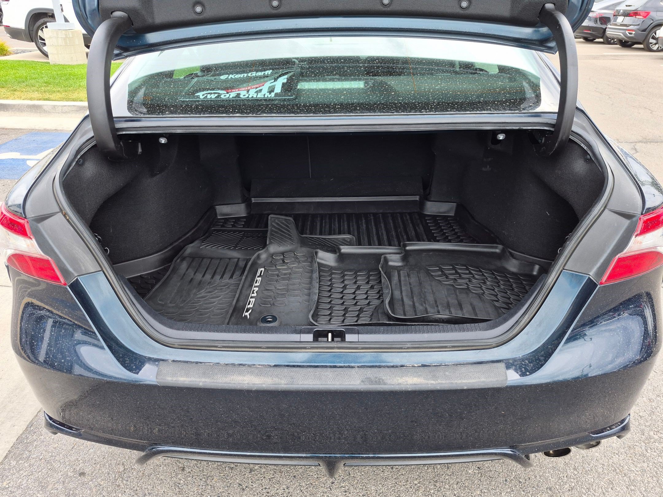 Used 2019 Galactic Aqua Mica Toyota SE image 26
