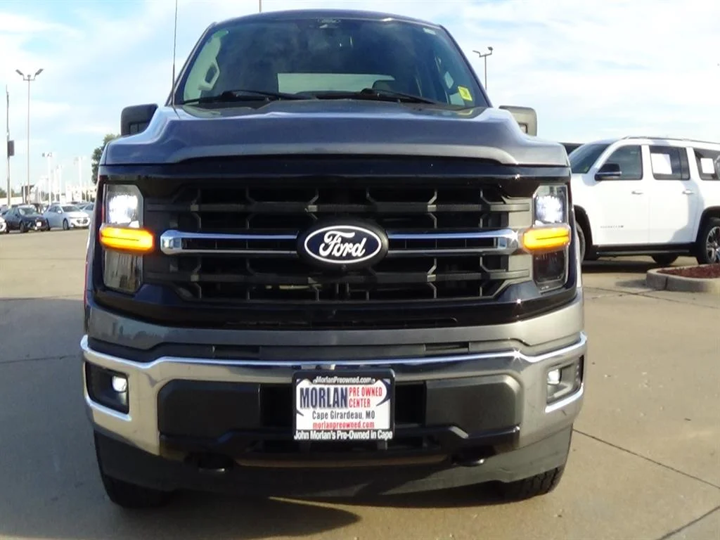 Certified Used 2024 Carbonized Gray M7 Ford XLT image 3