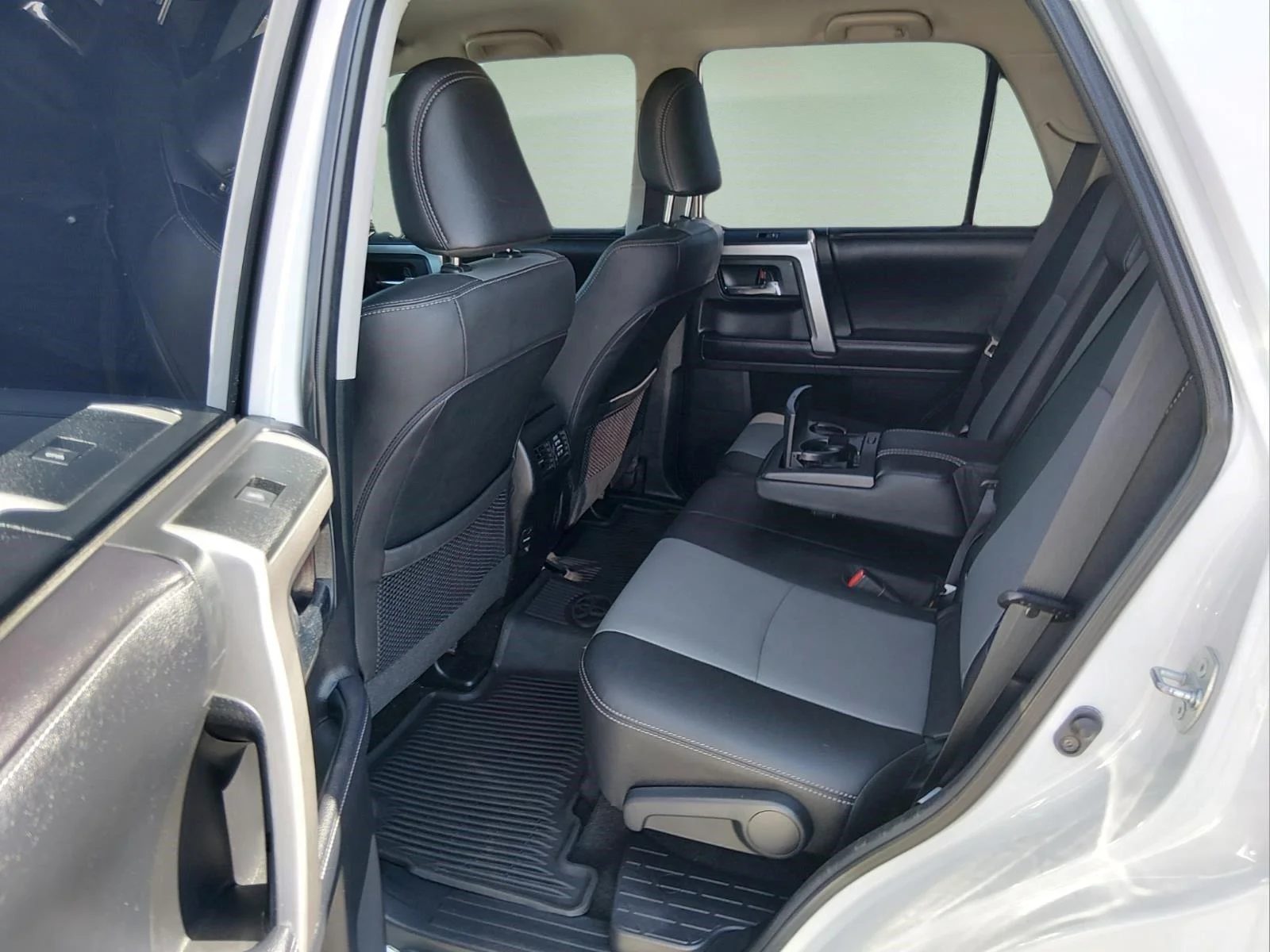 Used 2019 Super White Toyota SR5 Premium image 20