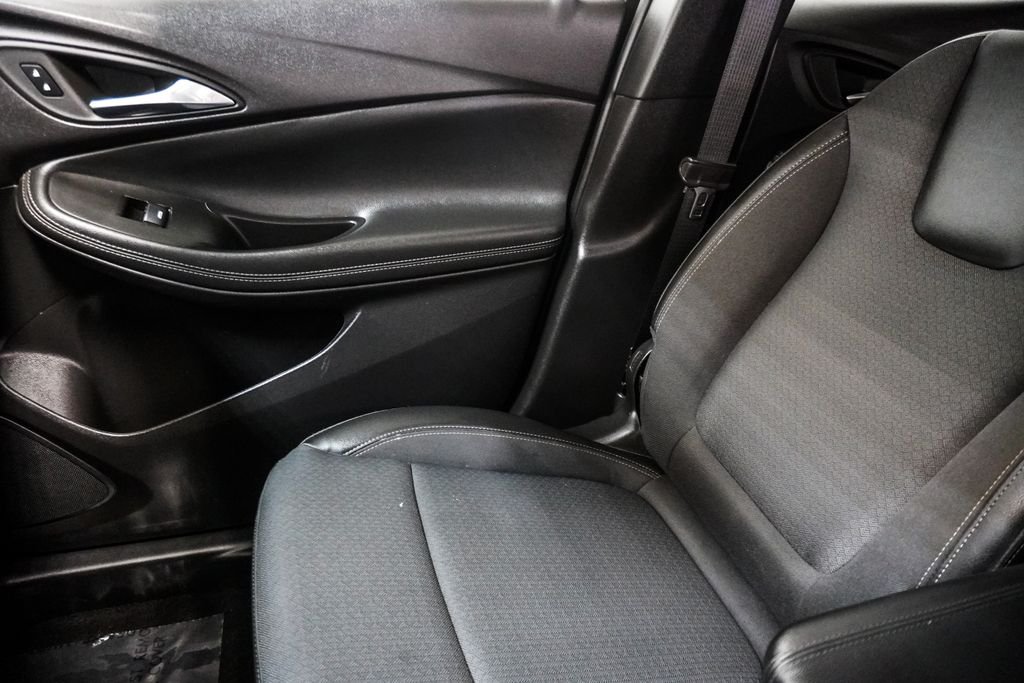 Used 2023 Gray Buick Preferred image 26