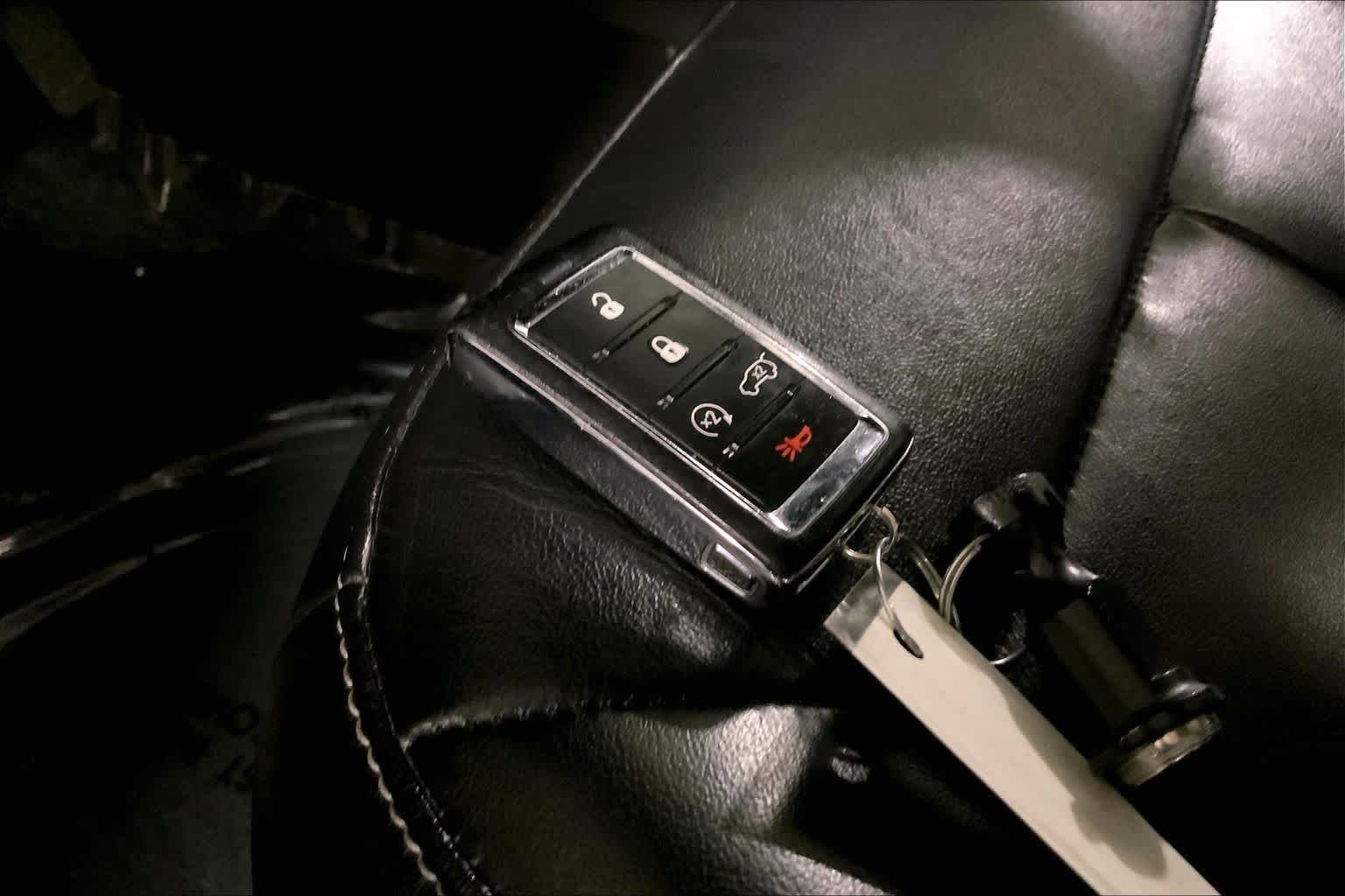 Used 2021 Silver Zynith Jeep Limited image 15