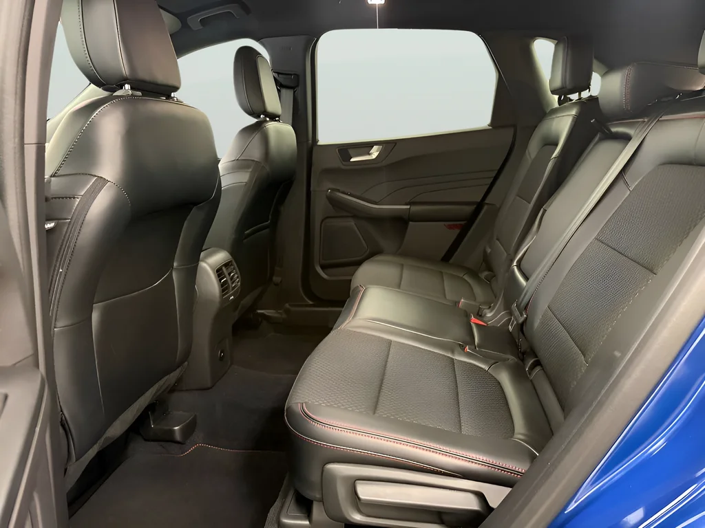 Used 2023 Blue Ford ST-Line Elite image 15