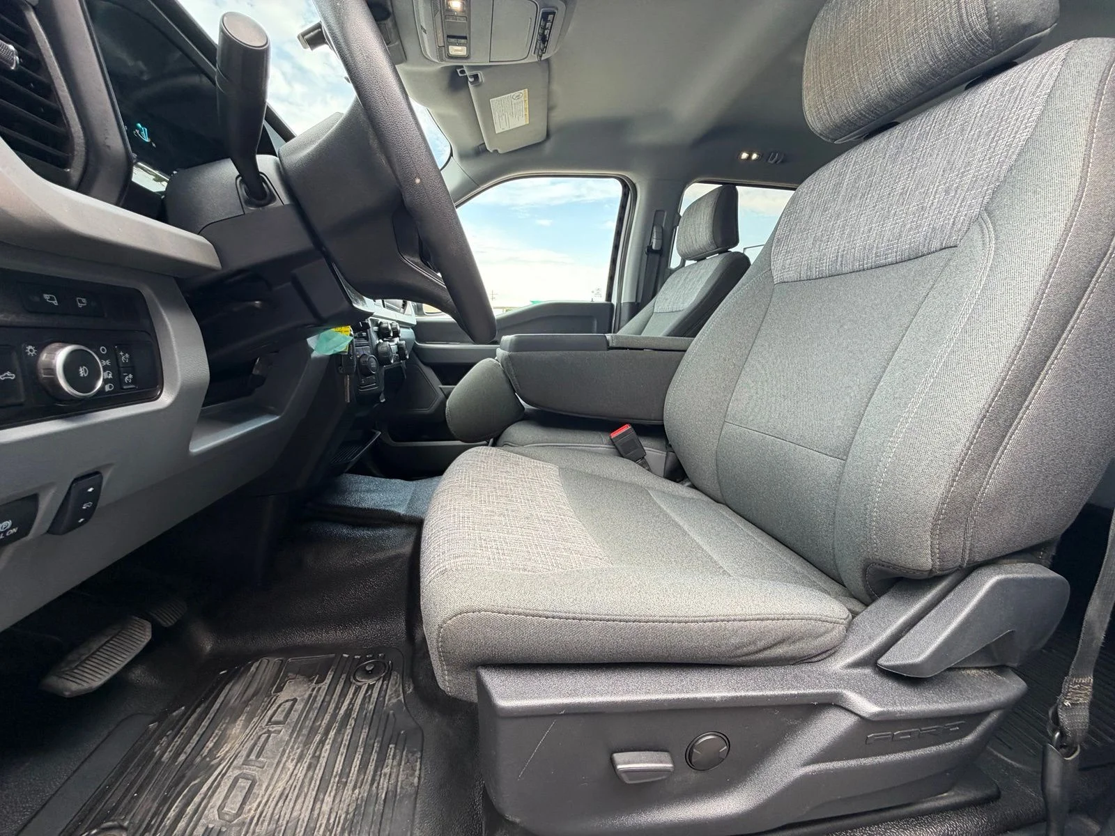 Used 2024 White Ford XLT image 12