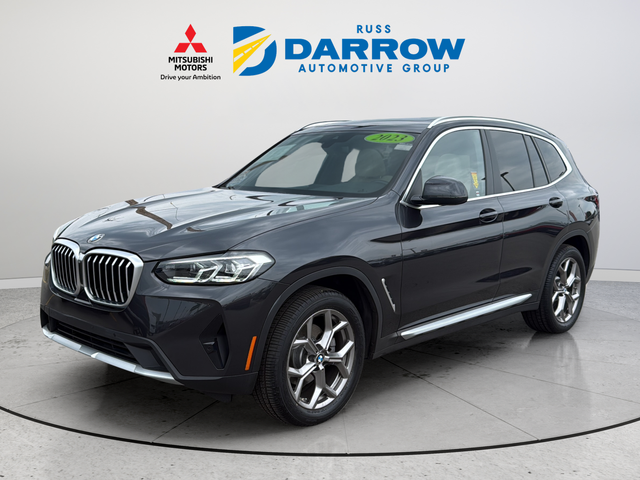 Used 2023 Gray BMW xDrive30i image 1