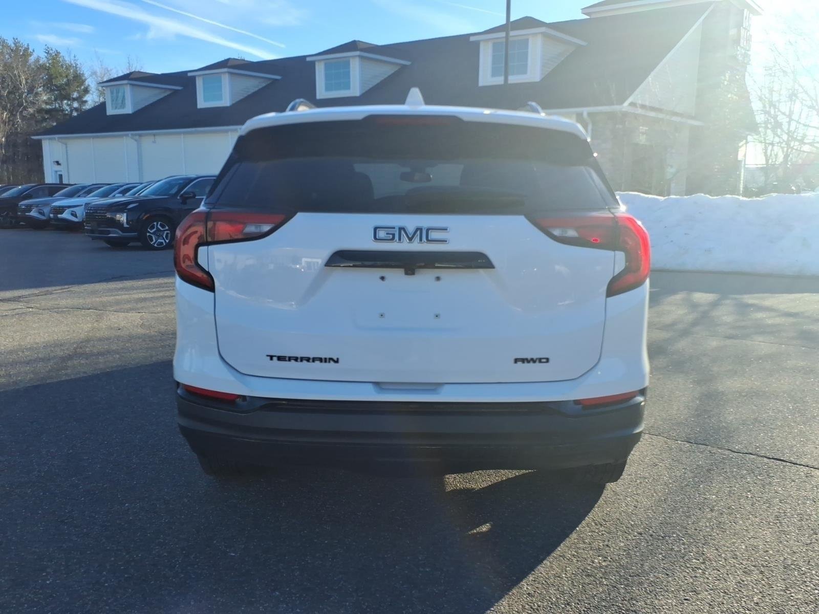 Used 2020 Summit White GMC SLT image 6
