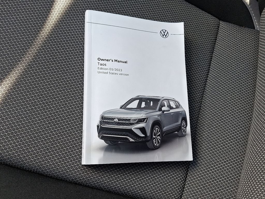 Used 2023 Silver Volkswagen 1.5T S image 25