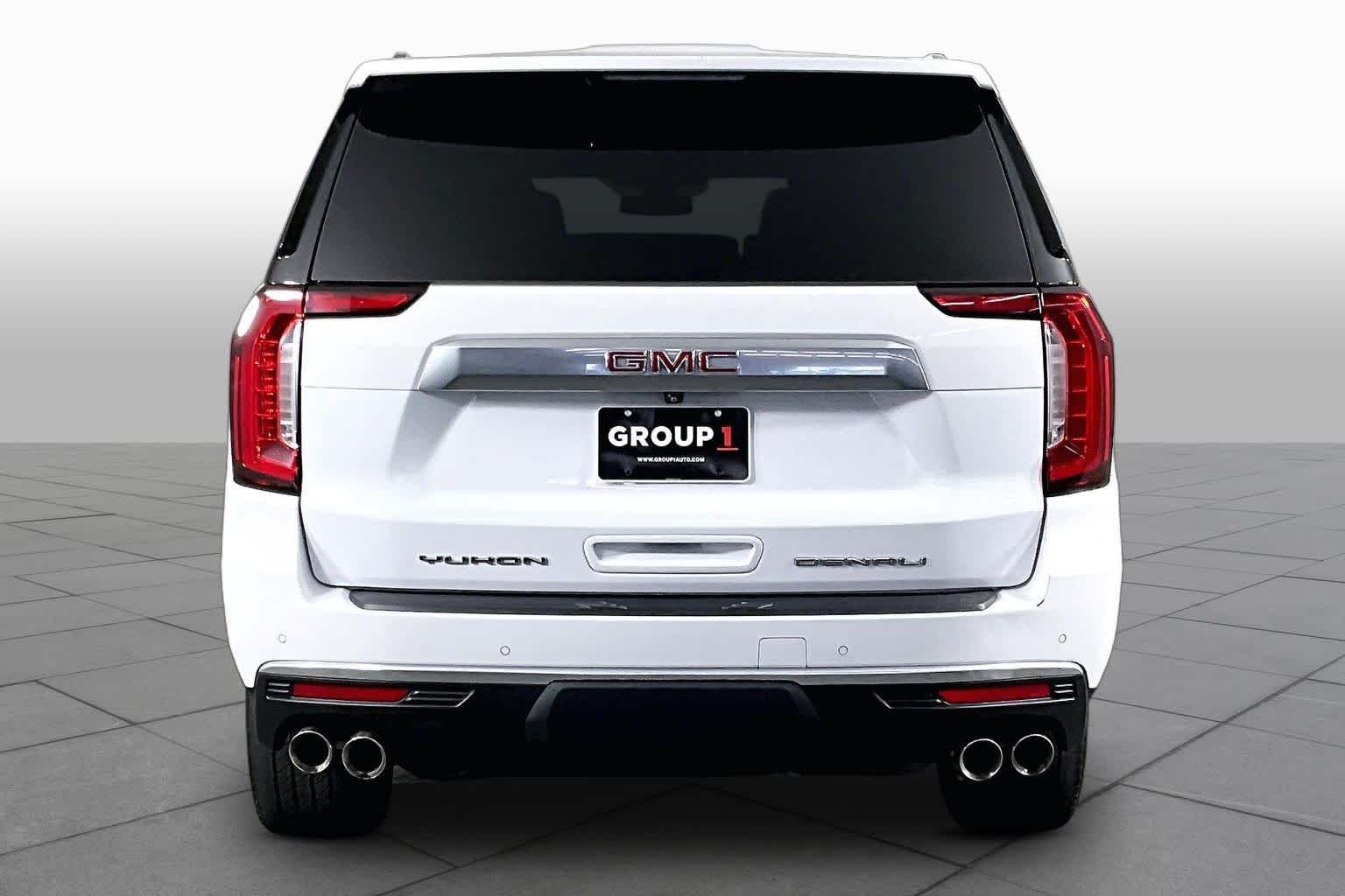 Used 2022 Summit White GMC Denali image 5