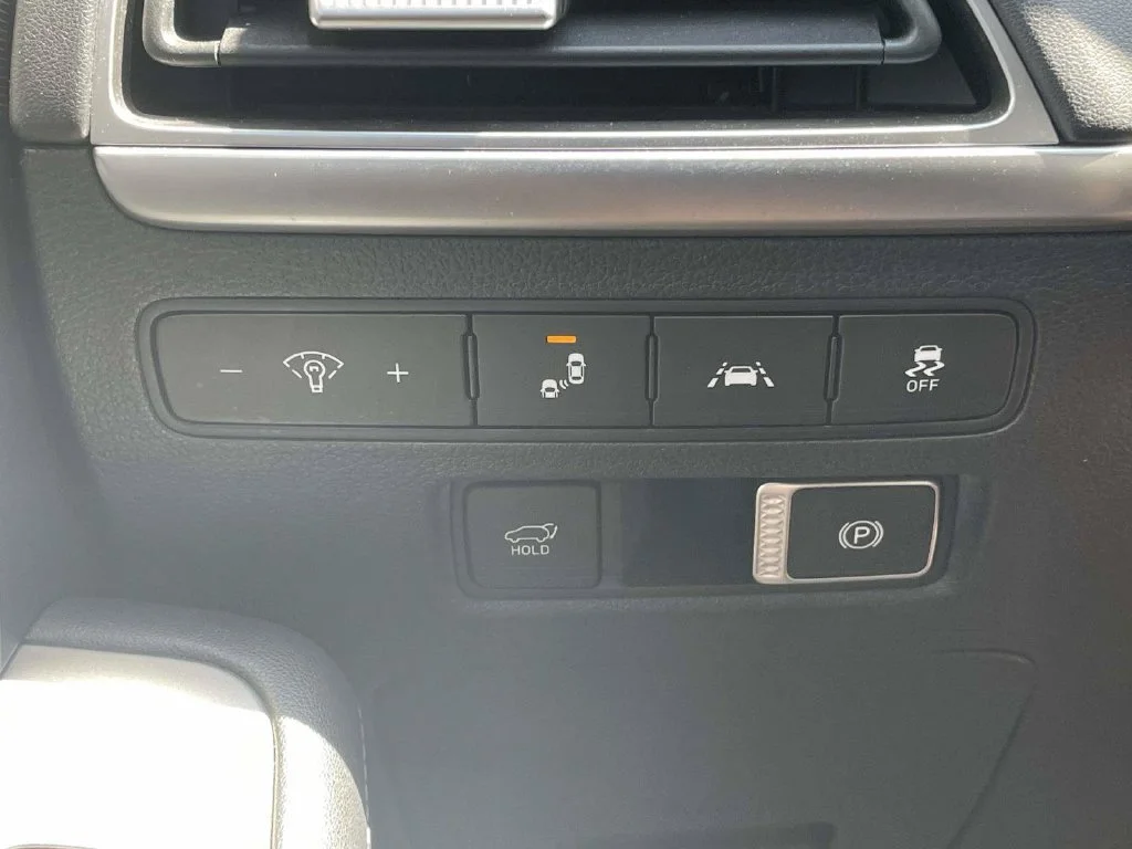 Certified Used 2020 Silver Hyundai SEL image 26