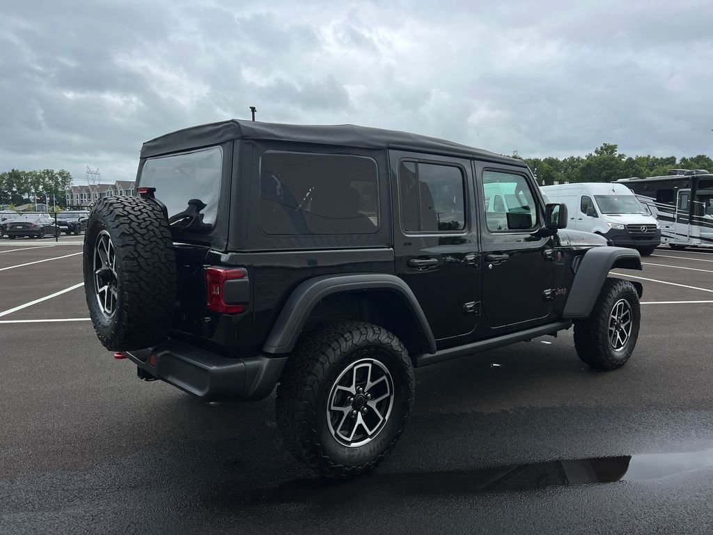 Used 2025 Black Jeep Rubicon image 8