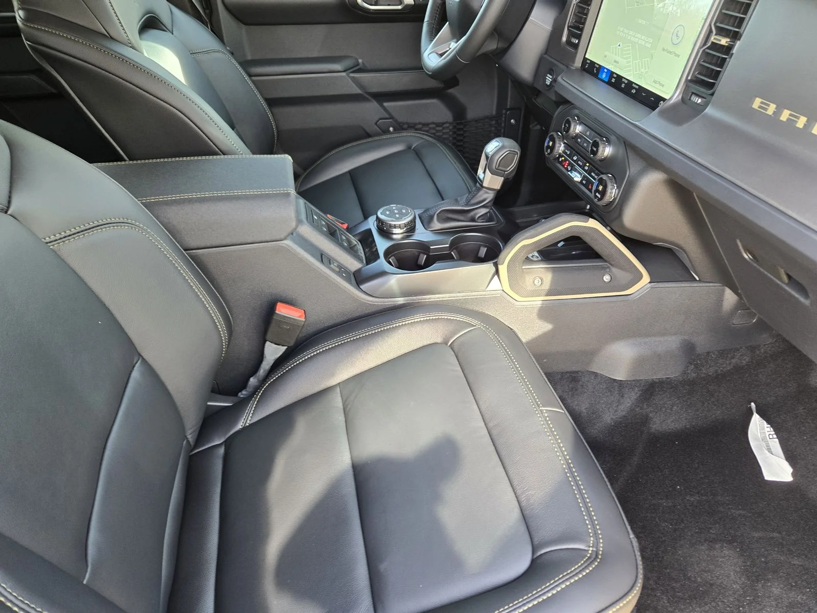 New 2025 Desert Sand Ford Badlands® image 9
