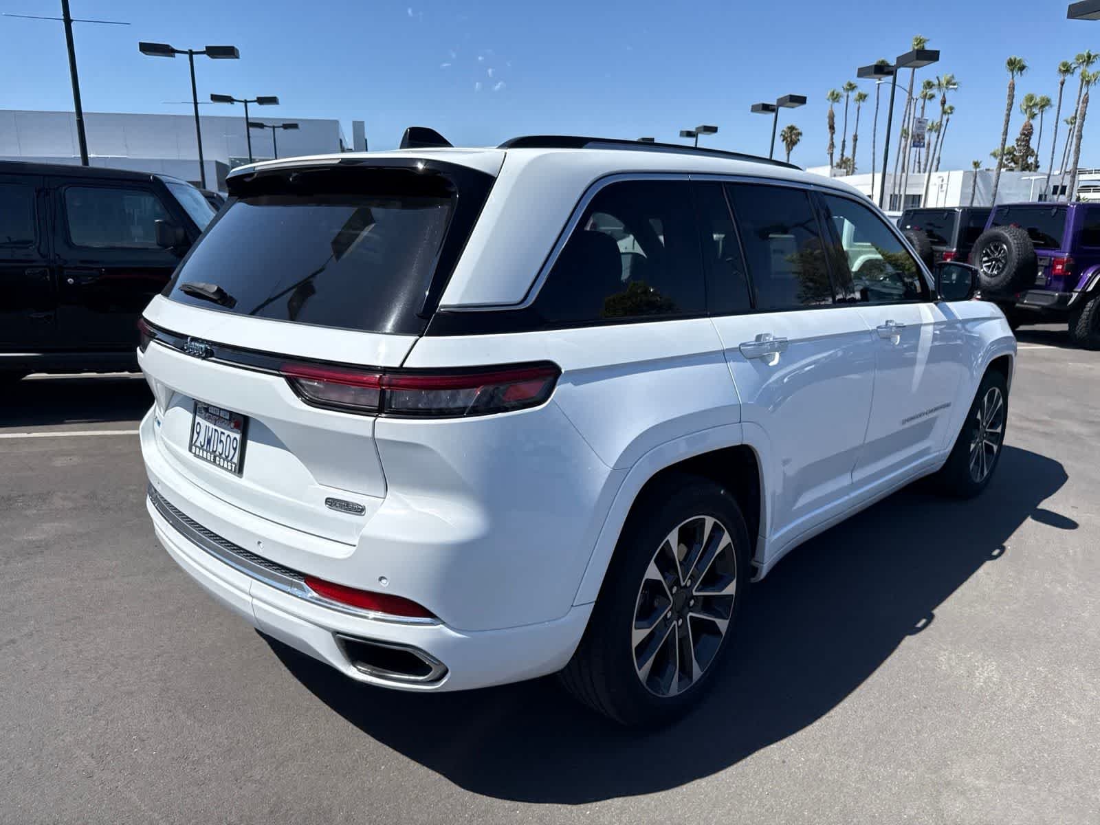 Used 2023 Bright White Clearcoat Jeep Overland image 17