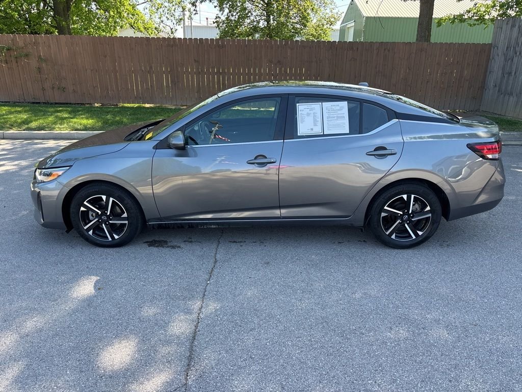 Used 2024 Gray Nissan SV image 2