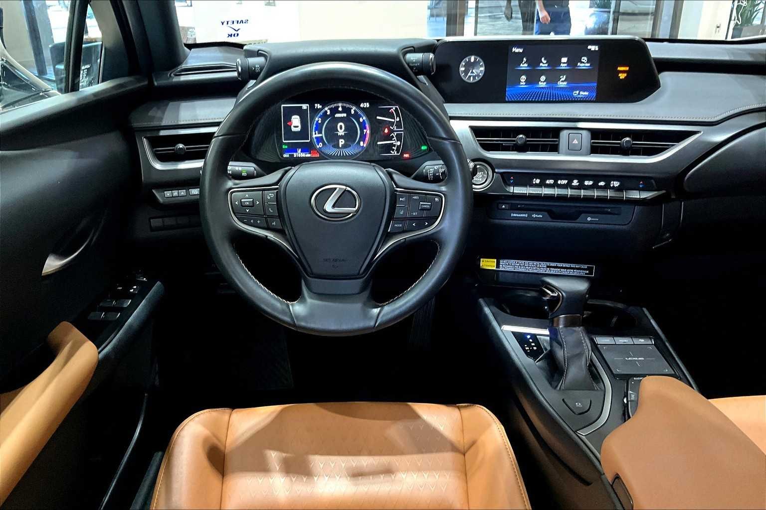 Certified Used 2022 Eminent White Pearl Lexus  image 5